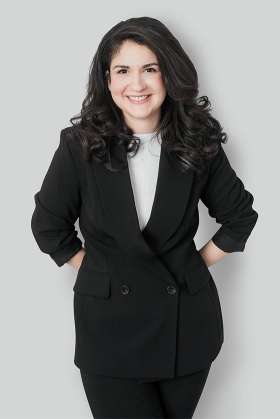 Theodora Kariofilli, Bachelor of Arts, Biberach